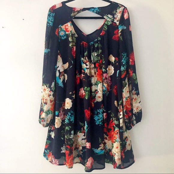 NWOT Entro floral Boho Dress - Picture 3 of 4